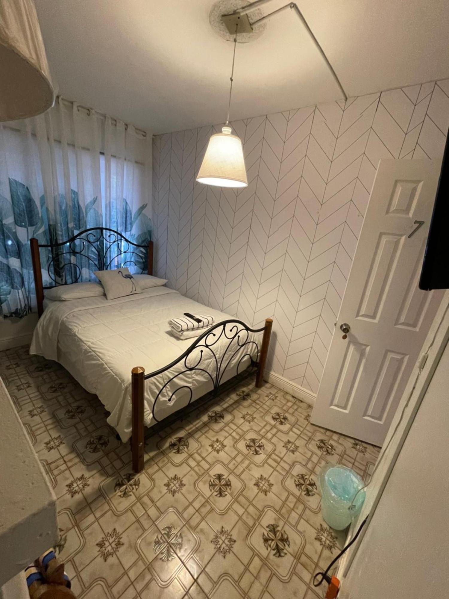 Habitacion Centrica Calle 8 Miami Kültér fotó