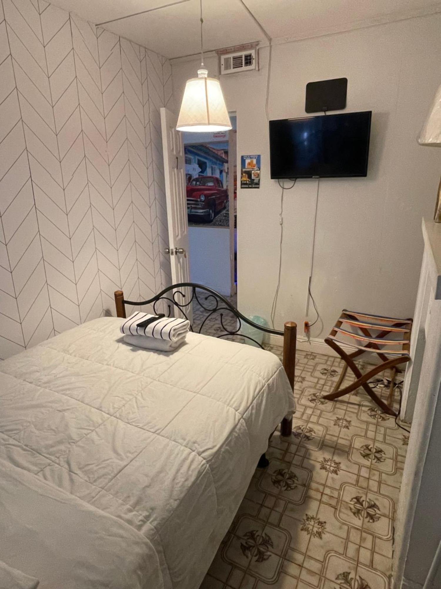 Habitacion Centrica Calle 8 Miami Kültér fotó